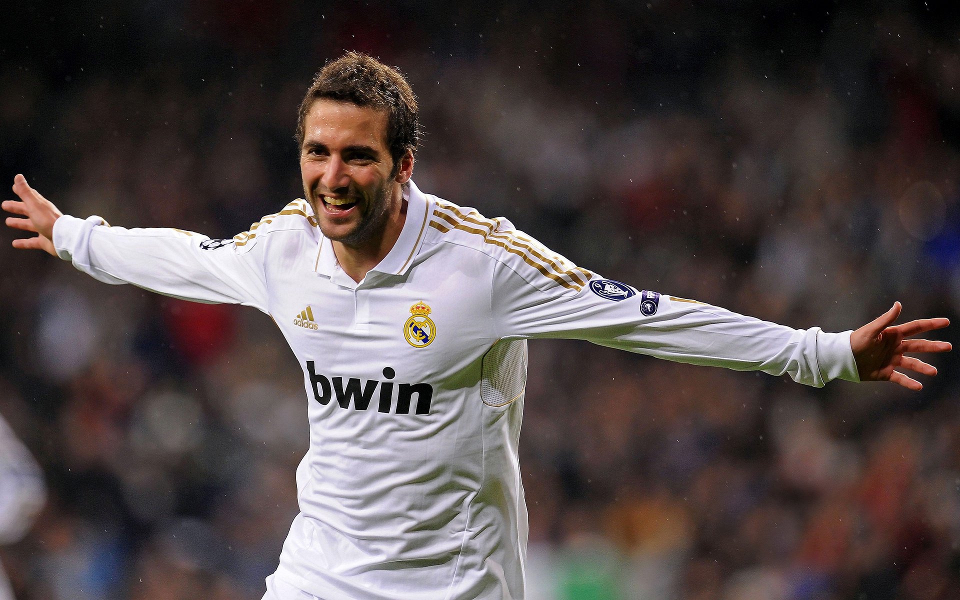 俱乐部缺少基于球迷数据的营销体系，俱乐部开展现状