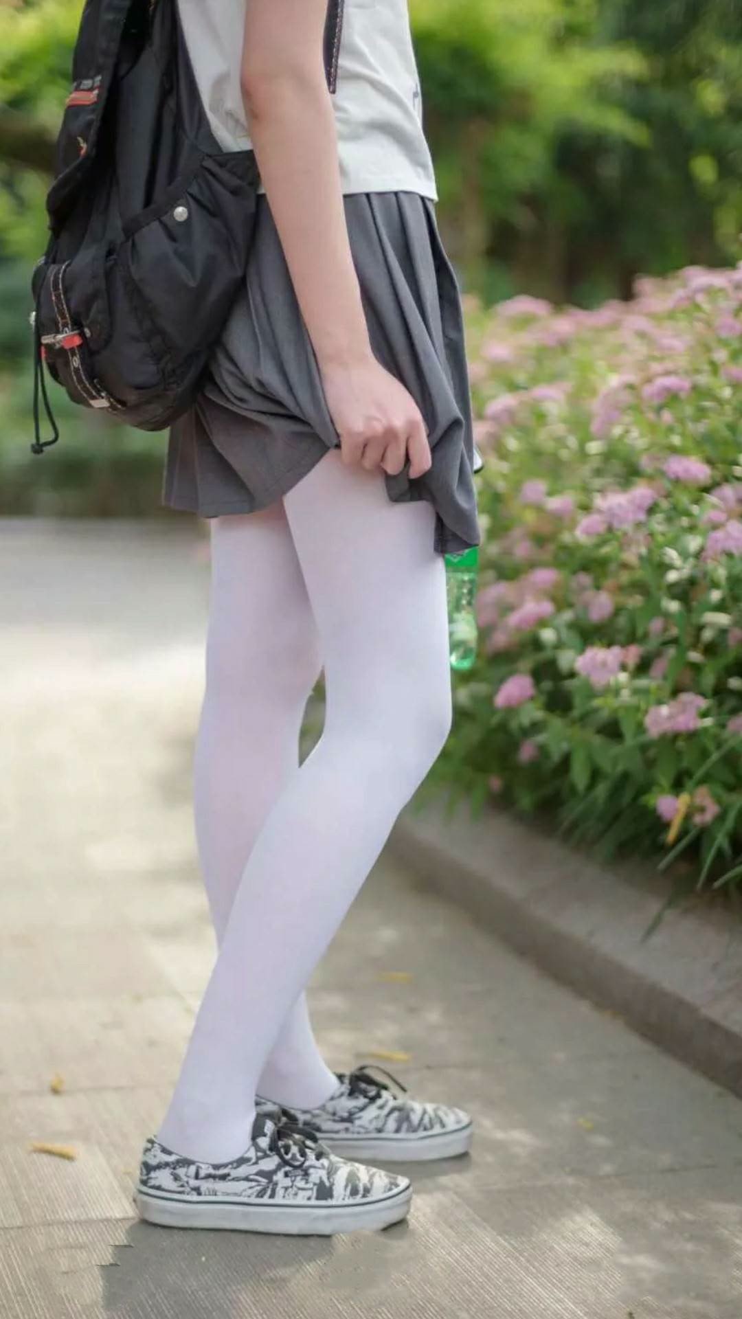 开云官方-纽伦堡客场大胜前沿，引发球迷热议，纽伦堡足球俱乐部